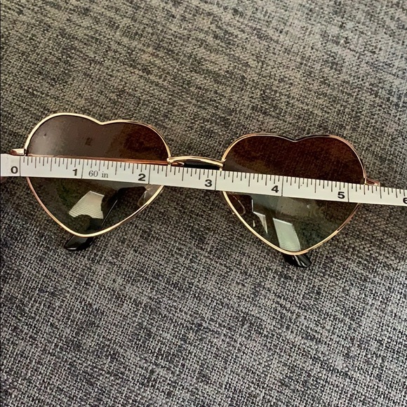 ❌🛑Last One🛑❌New Heart ❤️ Sunglasses - Picture 6 of 6